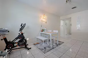 12223 Sharpview Dr, Houston, TX 77072 - Photo 16
