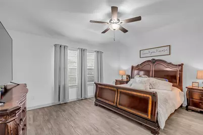 9802 Palm Royal Drive, Baytown, TX 77521 - Photo 12