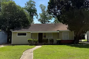 8108 Wier Dr, Houston, TX 77017 - Photo 2