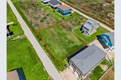 938 Melody Lane, Crystal Beach, TX 77650 - Photo 14