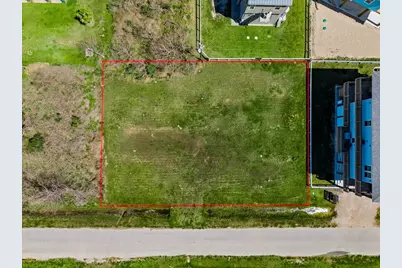 938 Melody Lane, Crystal Beach, TX 77650 - Photo 16