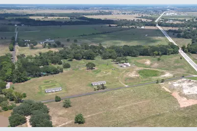 198 Langberg Road, Bellville, TX 77418 - Photo 4