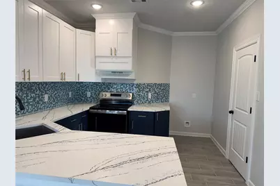 6723 Windhaven Road, Liverpool, TX 77577 - Photo 4