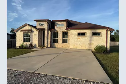 6723 Windhaven Road, Liverpool, TX 77577 - Photo 2