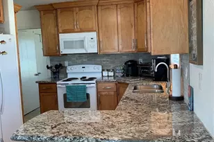 1481 County Rd 201, Sargent, TX 77414 - Photo 10