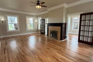 2149 Lakeshore Dr, Port Arthur, TX 77640 - Photo 2