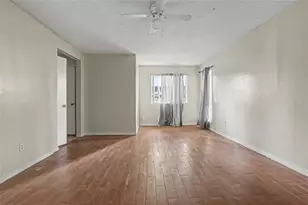 13119 Hollowcreek Park Dr, Houston, TX 77082 - Photo 14
