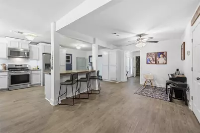 915 S 13th Street, Nederland, TX 77627 - Photo 6