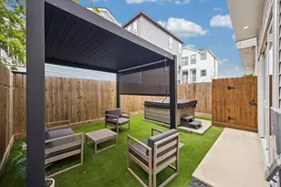 826 Nadine St, Houston, TX 77009 - Photo 6