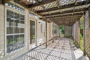 88 Laughing Brook Ct, The Woodlands, TX 77380 - Photo 24