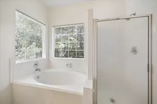 88 Laughing Brook Ct, The Woodlands, TX 77380 - Photo 18