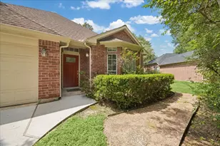 88 Laughing Brook Ct, The Woodlands, TX 77380 - Photo 2
