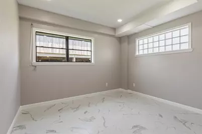 12928 John Reynolds Road, Galveston, TX 77554 - Photo 12