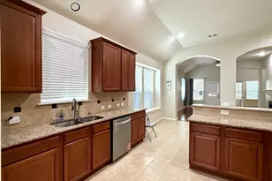 13926 Roanoke Falls Dr, Cypress, TX 77429 - Photo 10