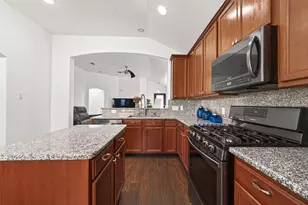 22334 Guston Hall Ln, Katy, TX 77449 - Photo 20