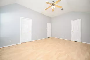 10814 Orchard Springs Dr, Houston, TX 77067 - Photo 28