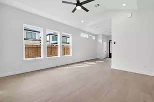 4340 Avron Dr, Stafford, TX 77477 - Photo 6