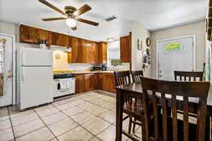 235 Crestway St, Trinity, TX 75862 - Photo 4