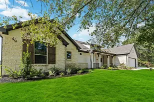 701 Barton Place Dr, Tarkington, TX 77327 - Photo 2