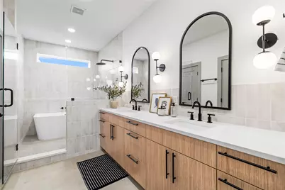 2948 Pitzlin Street, Houston, TX 77023 - Photo 24