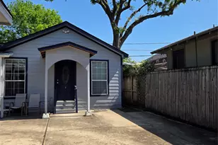 4415 McKinney St, Houston, TX 77023 - Photo 2