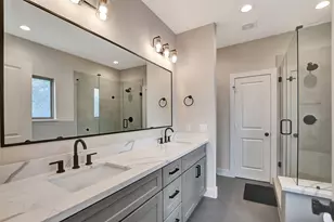 3704 Creekmont Grn Ln, Houston, TX 77091 - Photo 18