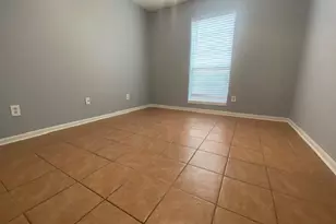 12550 Whittington Dr, Houston, TX 77077 - Photo 6