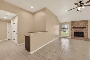 4818 Marburg Ct, Houston, TX 77066 - Photo 8