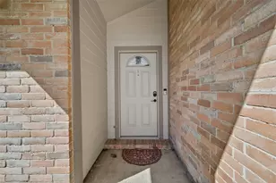 4818 Marburg Ct, Houston, TX 77066 - Photo 6