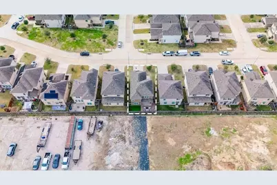 5742 Adelaide River Drive, Katy, TX 77449 - Photo 22