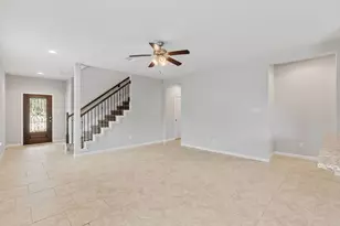 12123 Parade Park Pl, Houston, TX 77047 - Photo 6