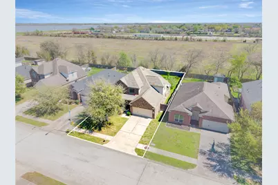 8530 E Highlands Crossing, Highlands, TX 77562 - Photo 18