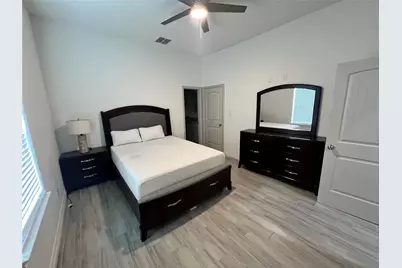 3407 Sakowitz Street #B, Houston, TX 77026 - Photo 14