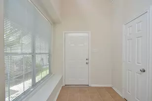 46 E Stedhill Loop, Conroe, TX 77384 - Photo 4