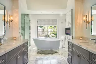 2402 McClendon St, Houston, TX 77030 - Photo 26