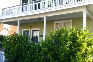 915 11th St, Galveston, TX 77550 - Photo 1