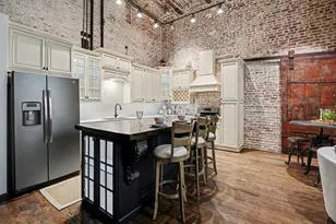 2400 Mechanic St, Galveston, TX 77550 - Photo 8