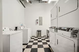 2400 Mechanic St, Galveston, TX 77550 - Photo 30
