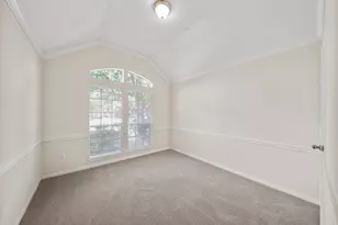 3411 Farnham Cir, Pearland, TX 77584 - Photo 14