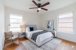 723 E Spreading Oak Dr, Houston, TX 77076 - Photo 14