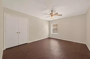 3107 Centennial Village Dr, Pearland, TX 77584 - Photo 22