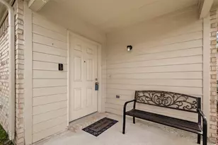 3107 Centennial Village Dr, Pearland, TX 77584 - Photo 4