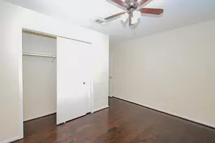 7854 Log Hollow Dr, Houston, TX 77040 - Photo 26