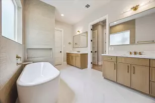 2404 Quenby St, Houston, TX 77005 - Photo 1