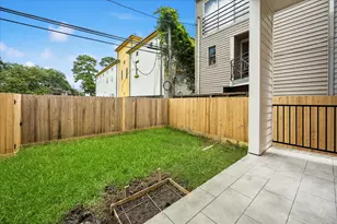 2404 Quenby St, Houston, TX 77005 - Photo 38