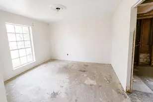 5118 Lawn Arbor Dr, Houston, TX 77066 - Photo 6