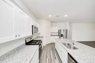 10307 Costa Ter Dr, Rosharon, TX 77583 - Photo 12