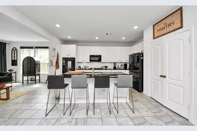 14111 Carlisle Hollow Trail, Pearland, TX 77584 - Photo 12
