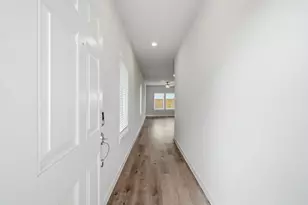3325 Young Clover Wy, Houston, TX 77047 - Photo 2