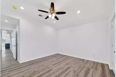 7725 Hoffman Street #A B, Houston, TX 77016 - Photo 16